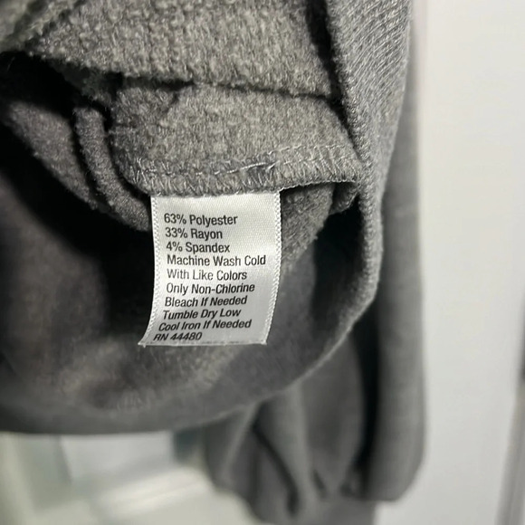 Wonderly women’s gray oversized sweatshirt size small - Picture 6 of 6